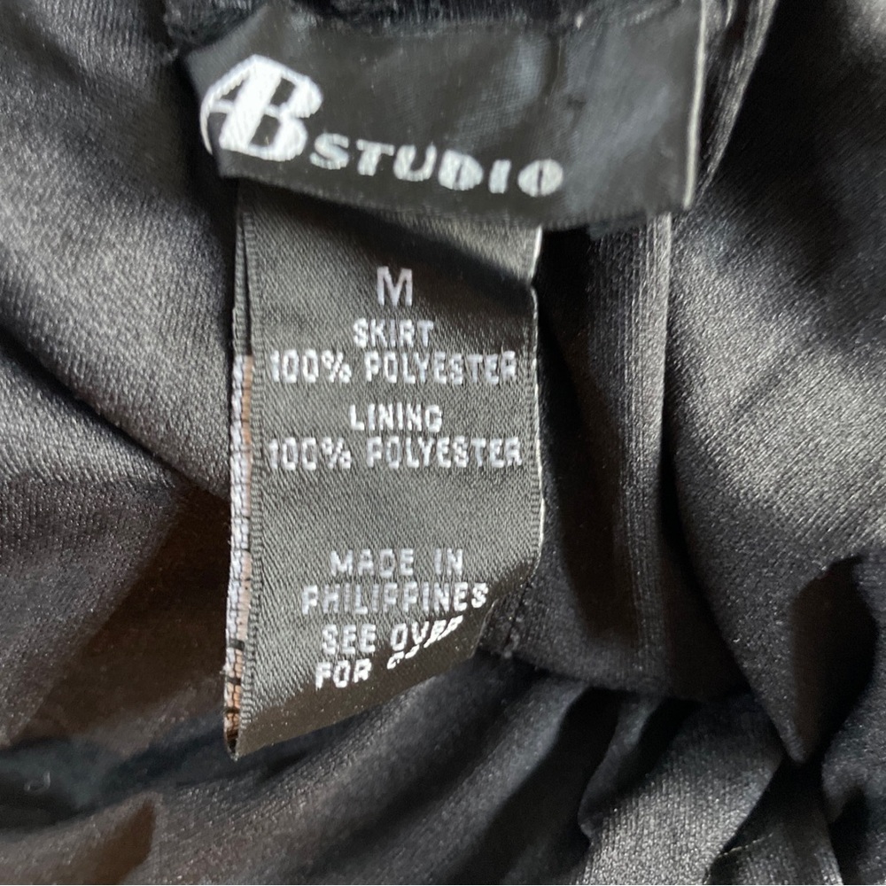 Black Tiered Skirt Boho Elastic Waist Sz M dark cottagecore - Picture 5 of 6